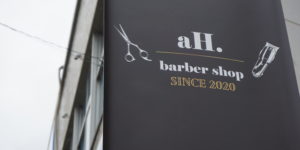 明石硯町散髪屋　aH barber shop