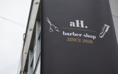 明石硯町散髪屋　aH barber shop